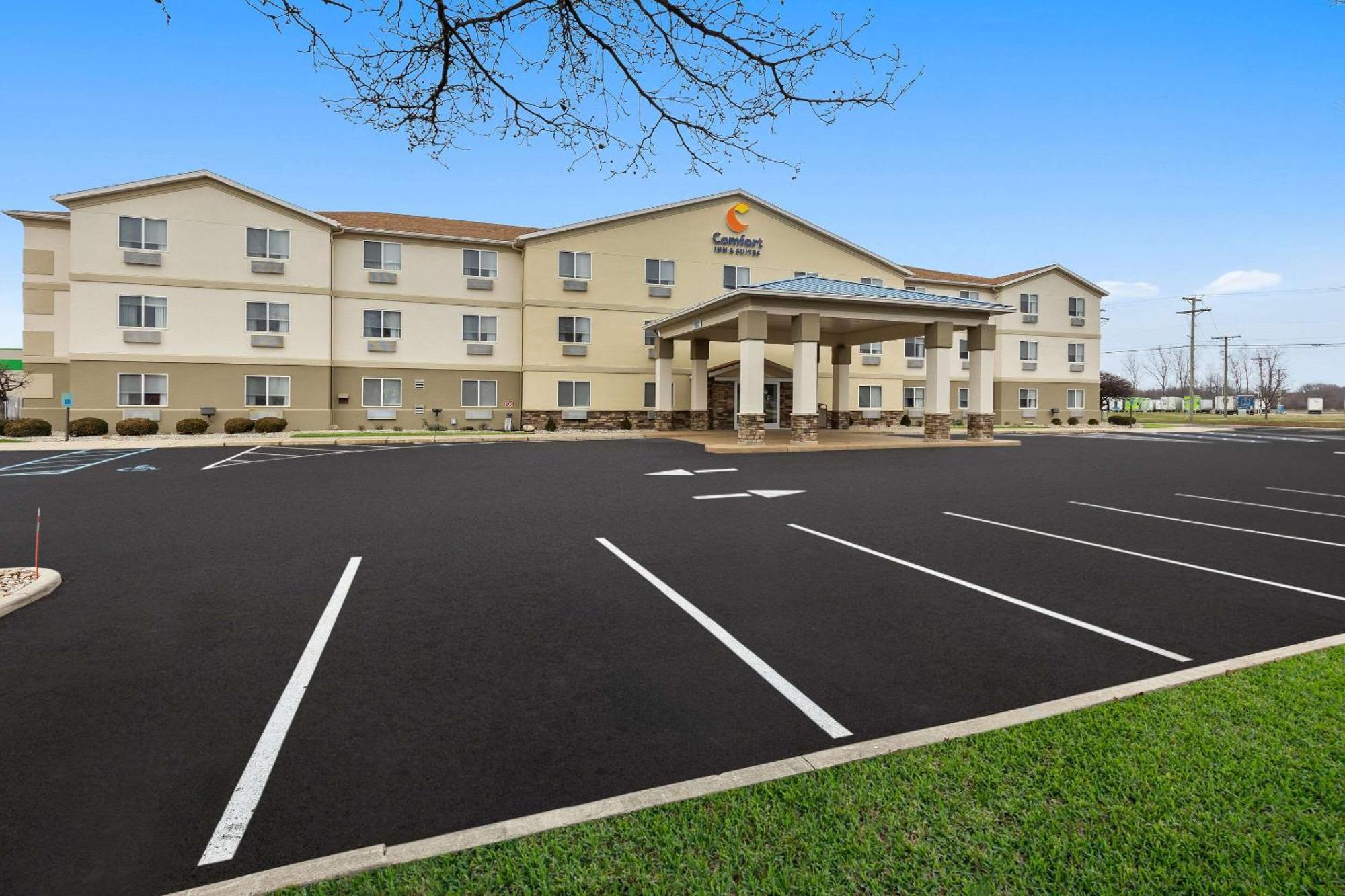 Comfort Inn & Suites Fremont Exterior foto